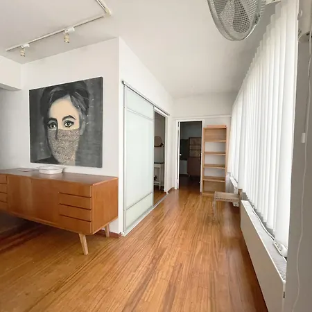 Apartmán Artistic 2 Bedroom Apt In Centre! La1